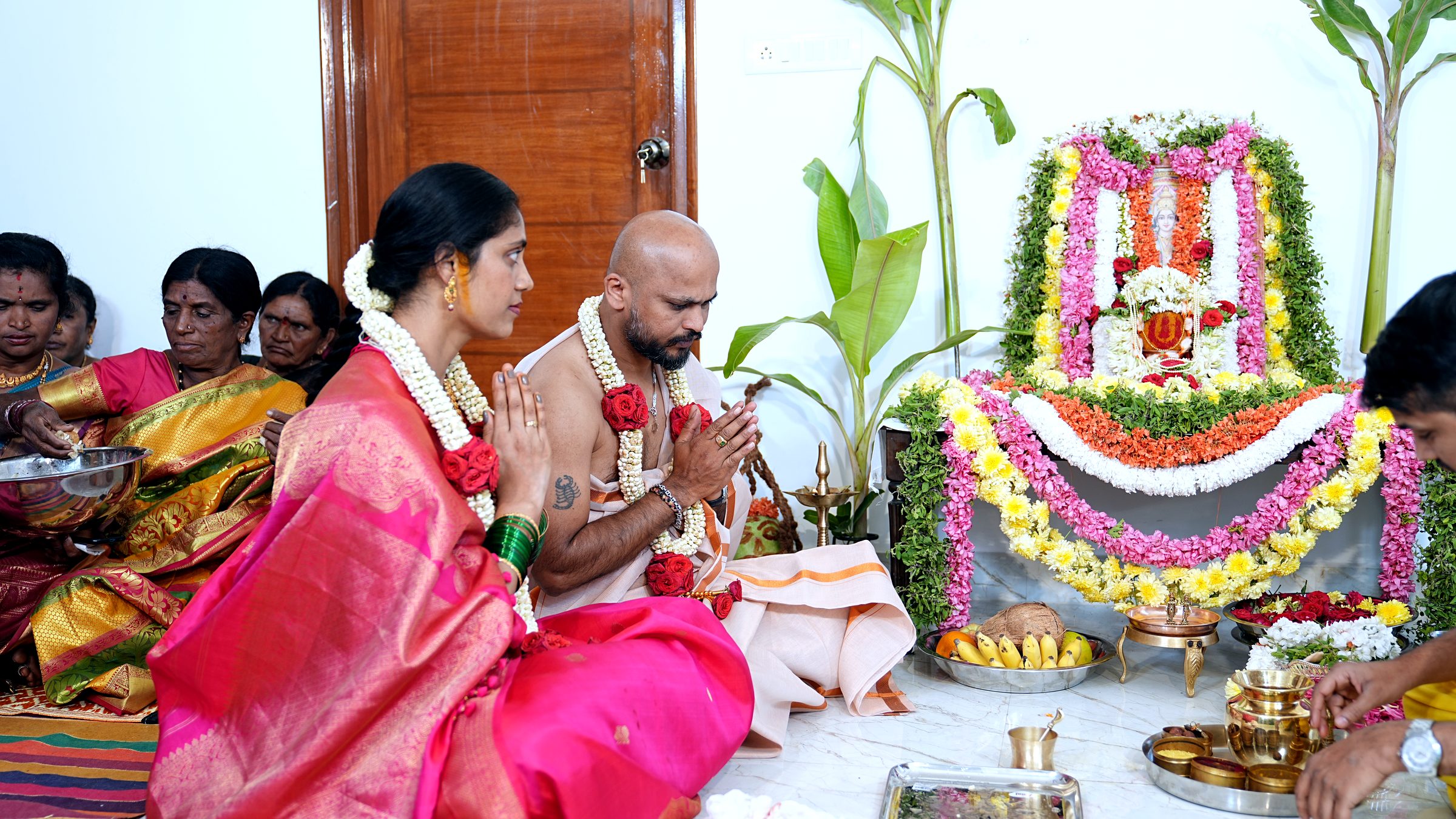 Priest performing the Griha Pravesha ritual