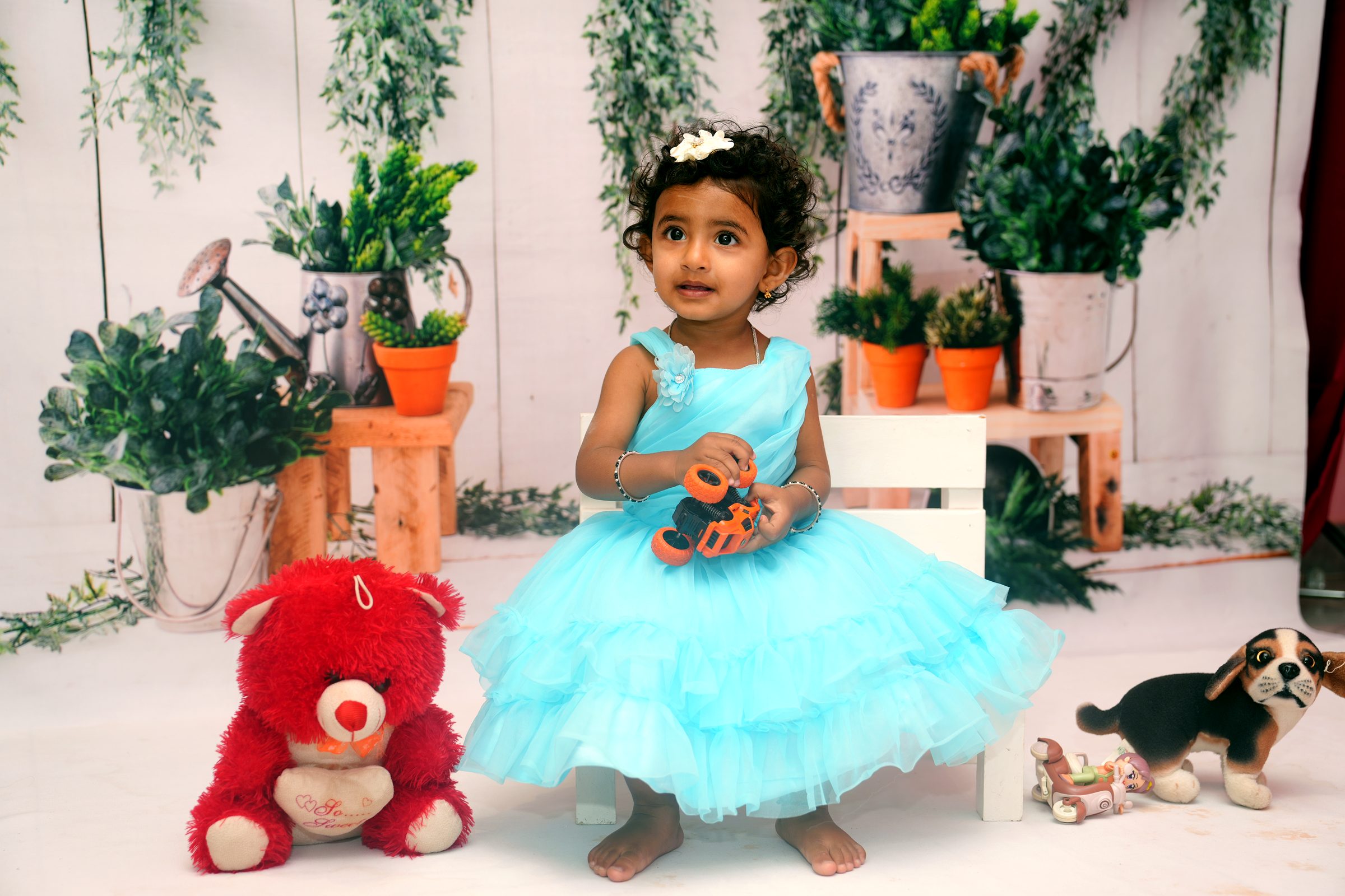 Baby photographed gently by Lumeora Studios in Bangalore