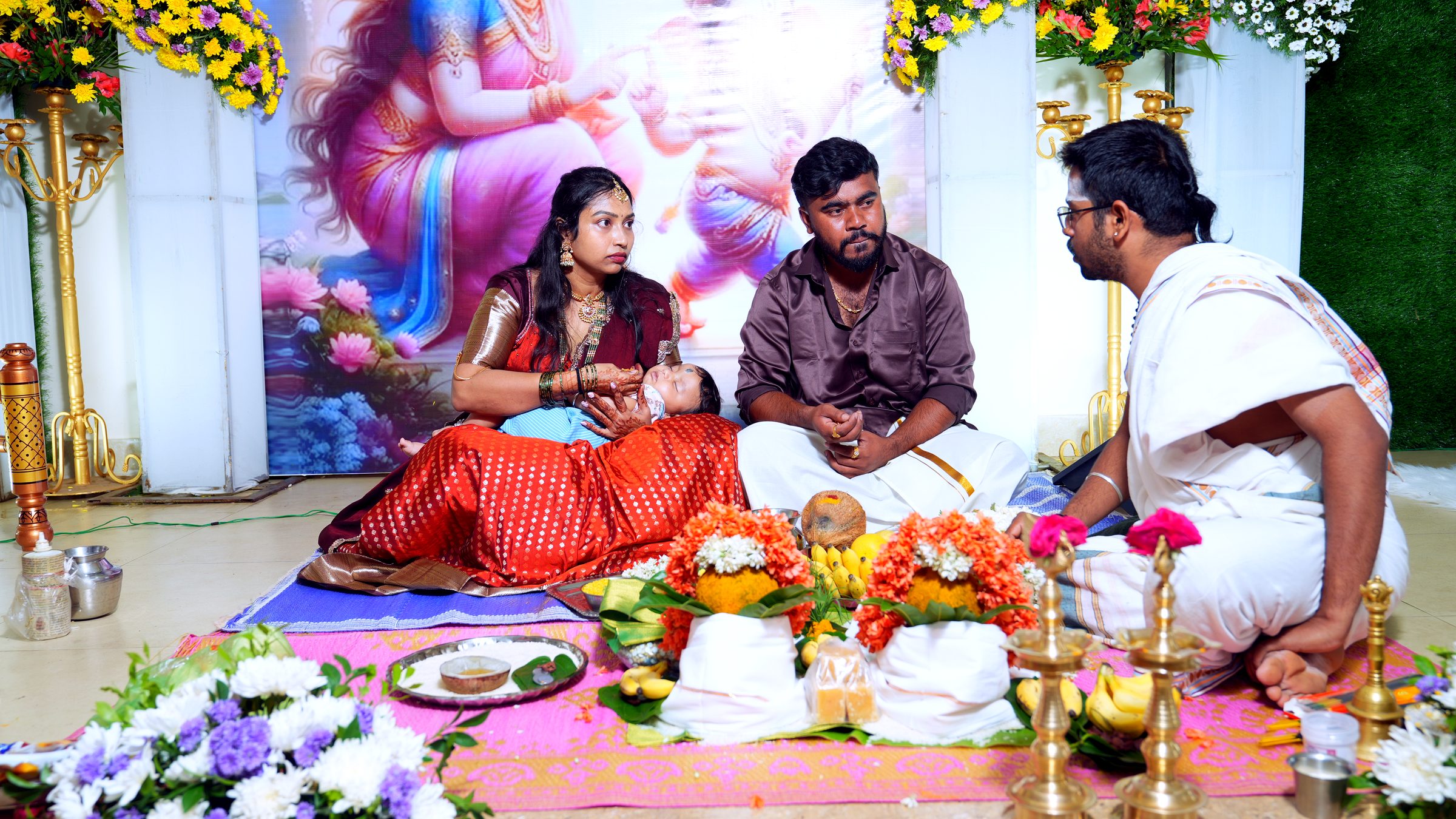 Newborn and family moment in Bangalore by Lumeora Studios
